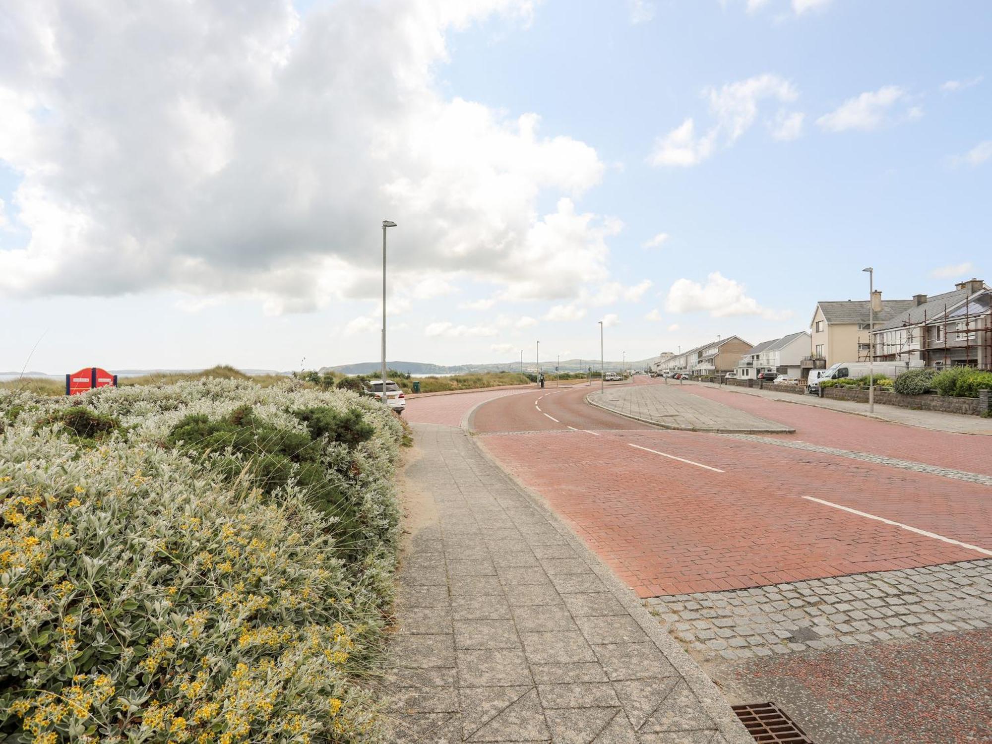 7 Min Y Traeth Villa Pwllheli Bagian luar foto